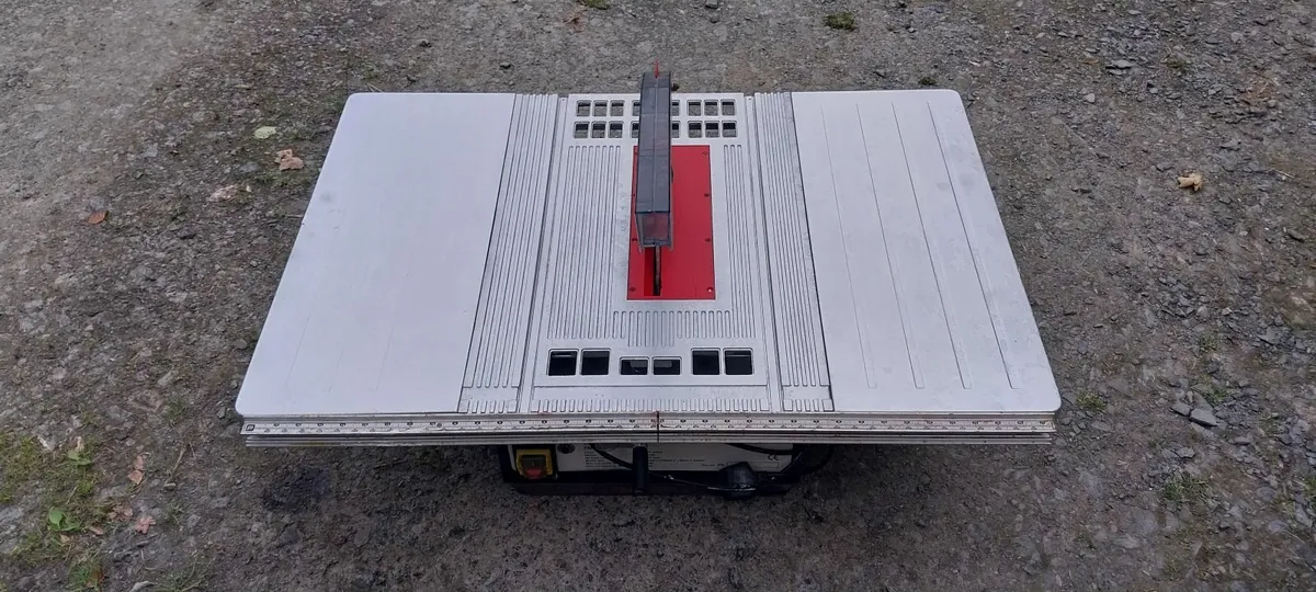 Table saw - Image 2
