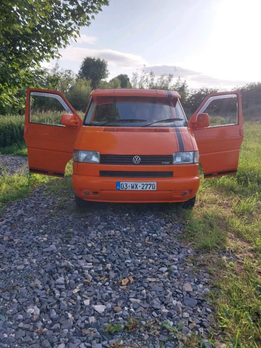 Volkswagen transporter t4 kombi - Image 1