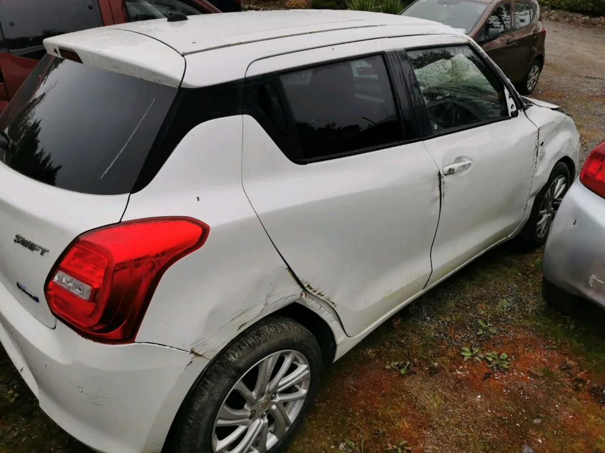 21 Suzuki Swift Auto - Image 2