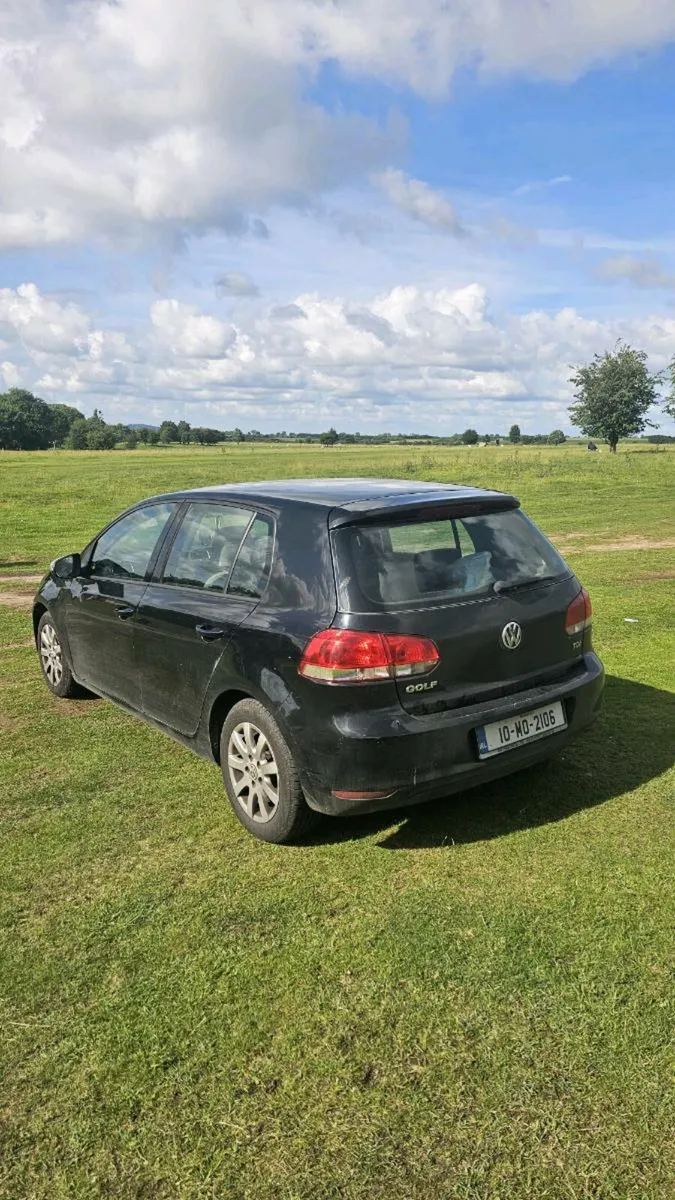 Vw Golf 2010 - Image 1