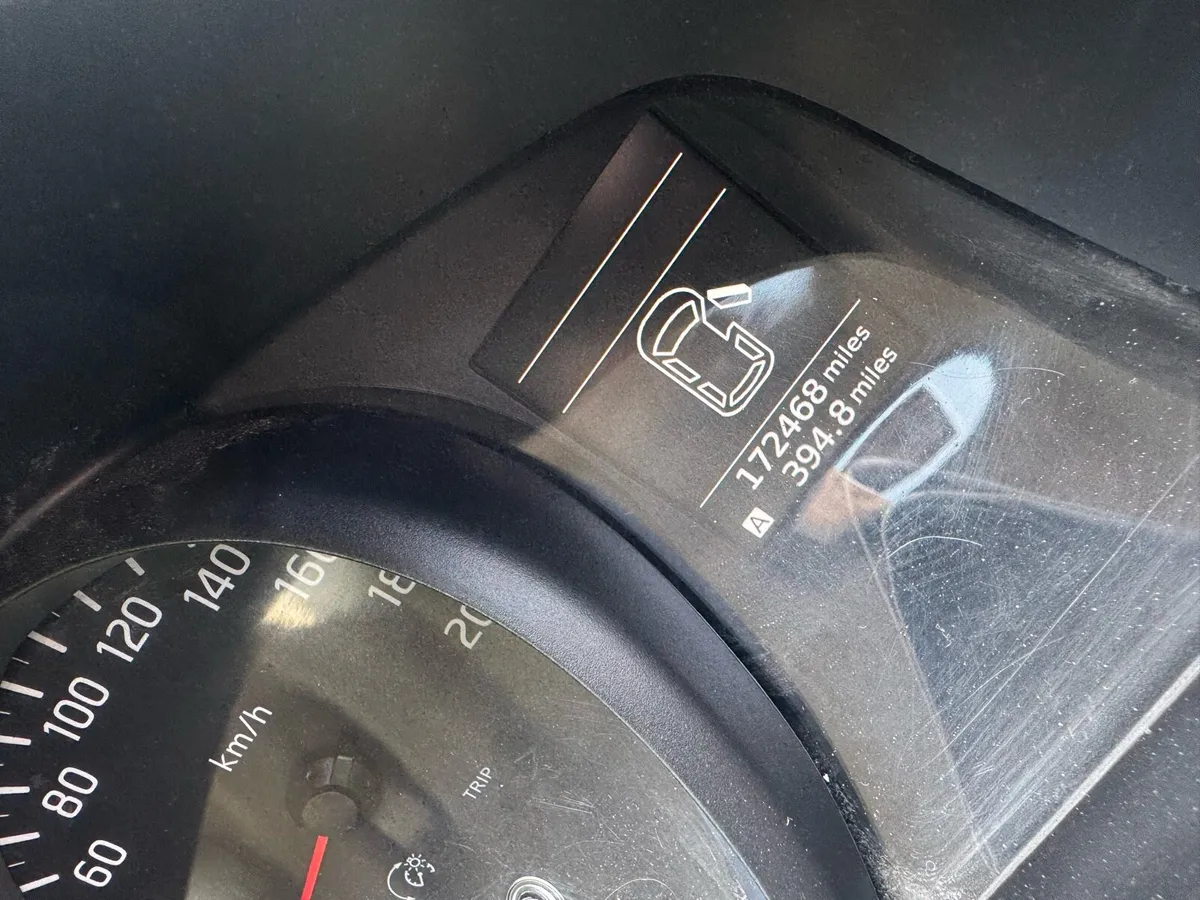 2019 Nv200 - Image 4
