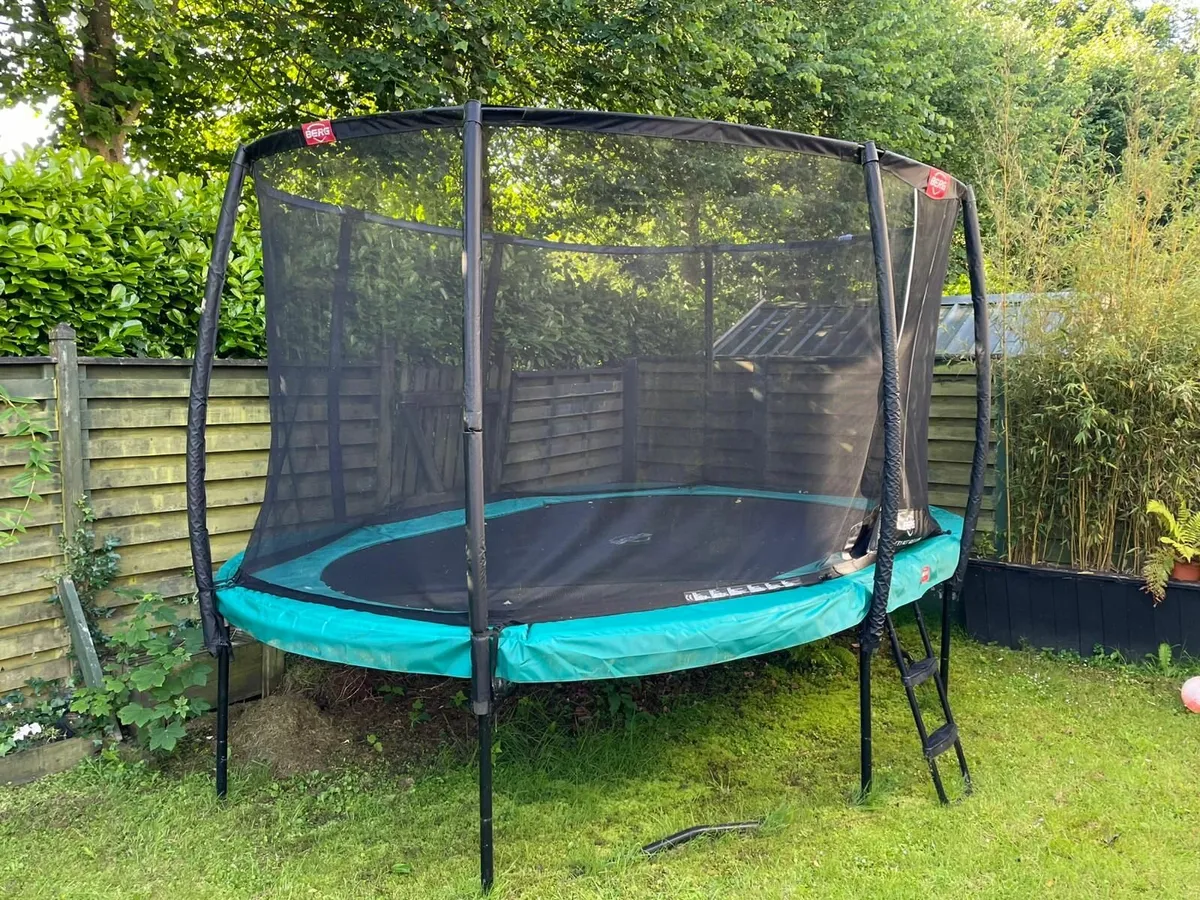 Berg Grand Champion Trampoline + Safety Net - Image 3