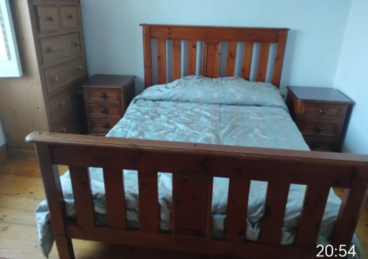 Bedroom furniture - Image 3