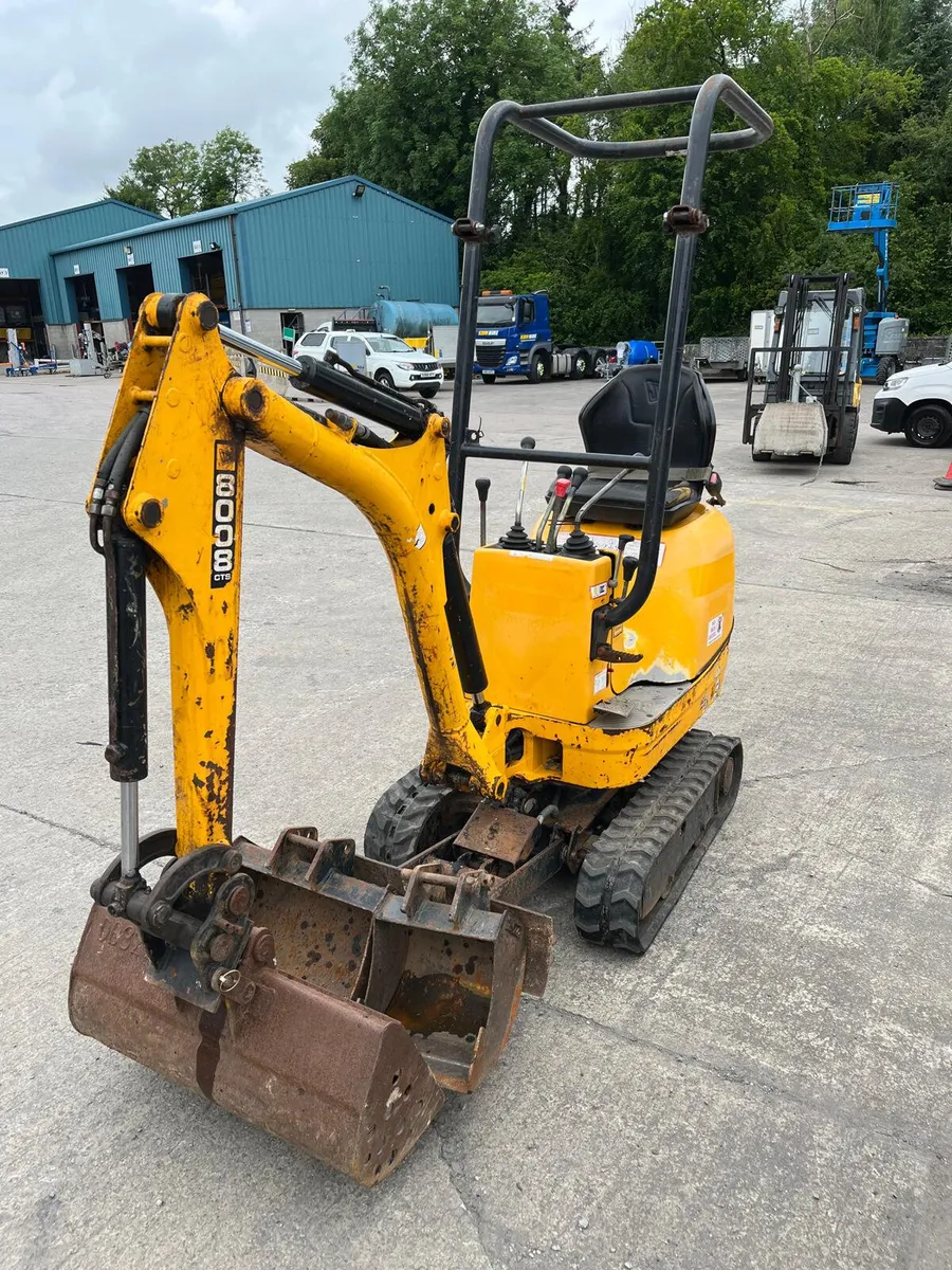 2016 JCB 8008 0.8T MICRO DIGGER - Image 1