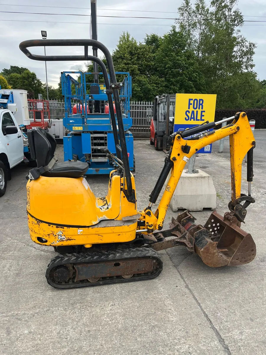 2016 JCB 8008 0.8T MICRO DIGGER - Image 2