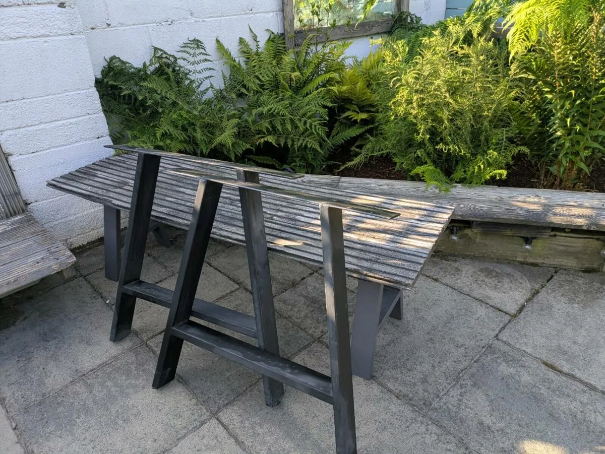 Table A-frame legs - Image 2