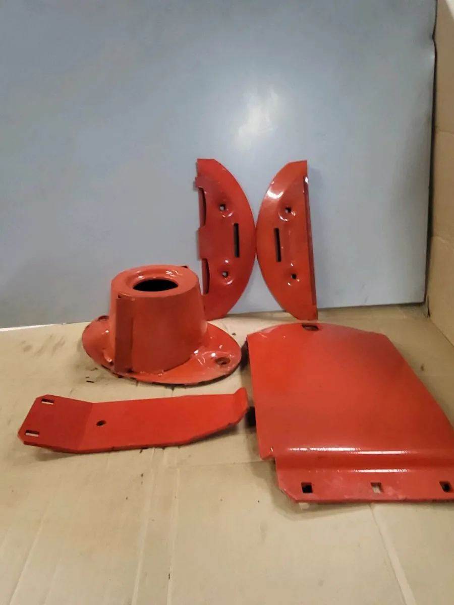Kuhn mower parts - Image 3