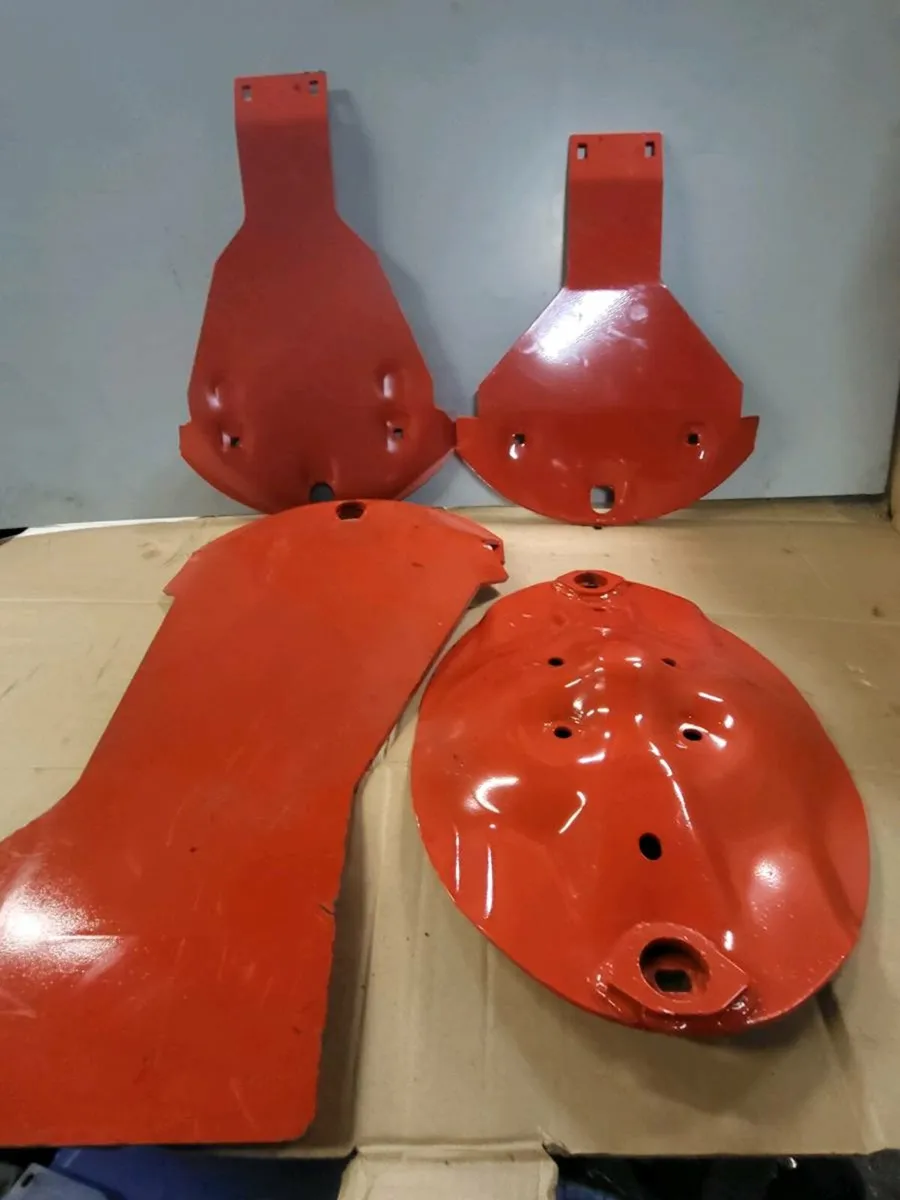 Kuhn mower parts - Image 1