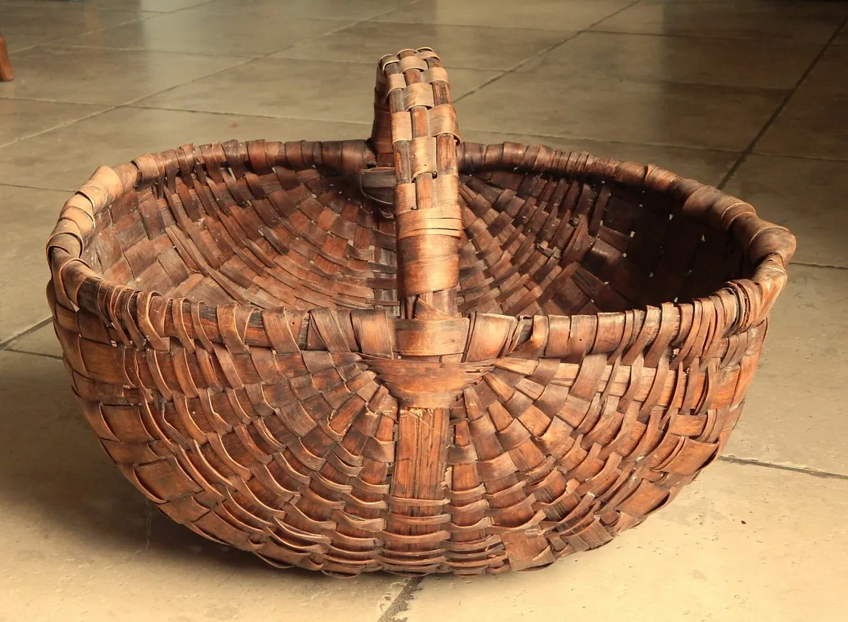 Vintage Traditional Wicker Shopping Basket - Image 3