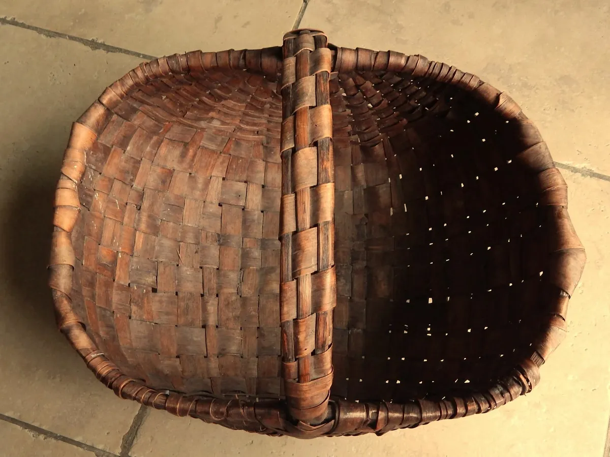 Vintage Traditional Wicker Shopping Basket - Image 4