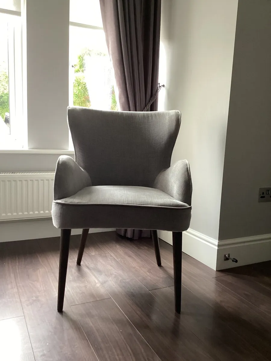 Armchair - Image 1
