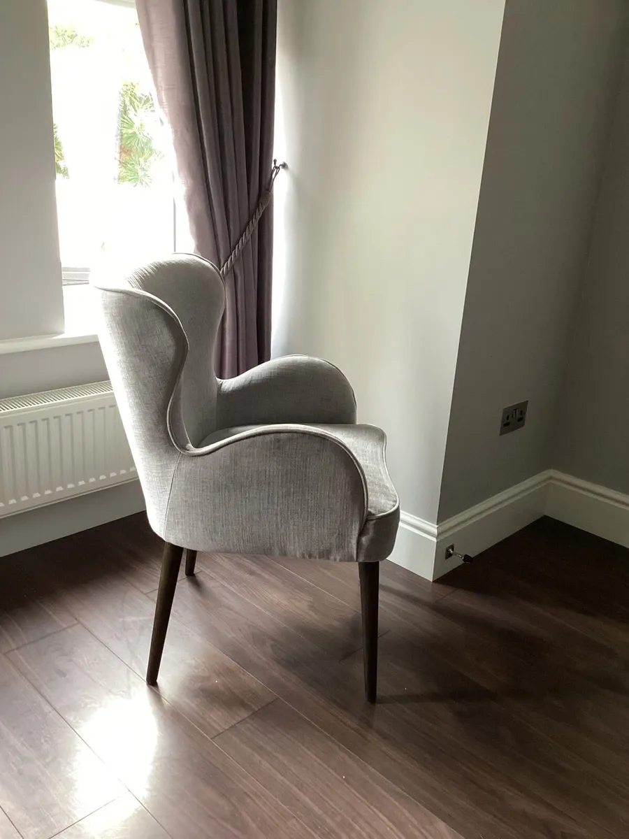 Armchair - Image 2