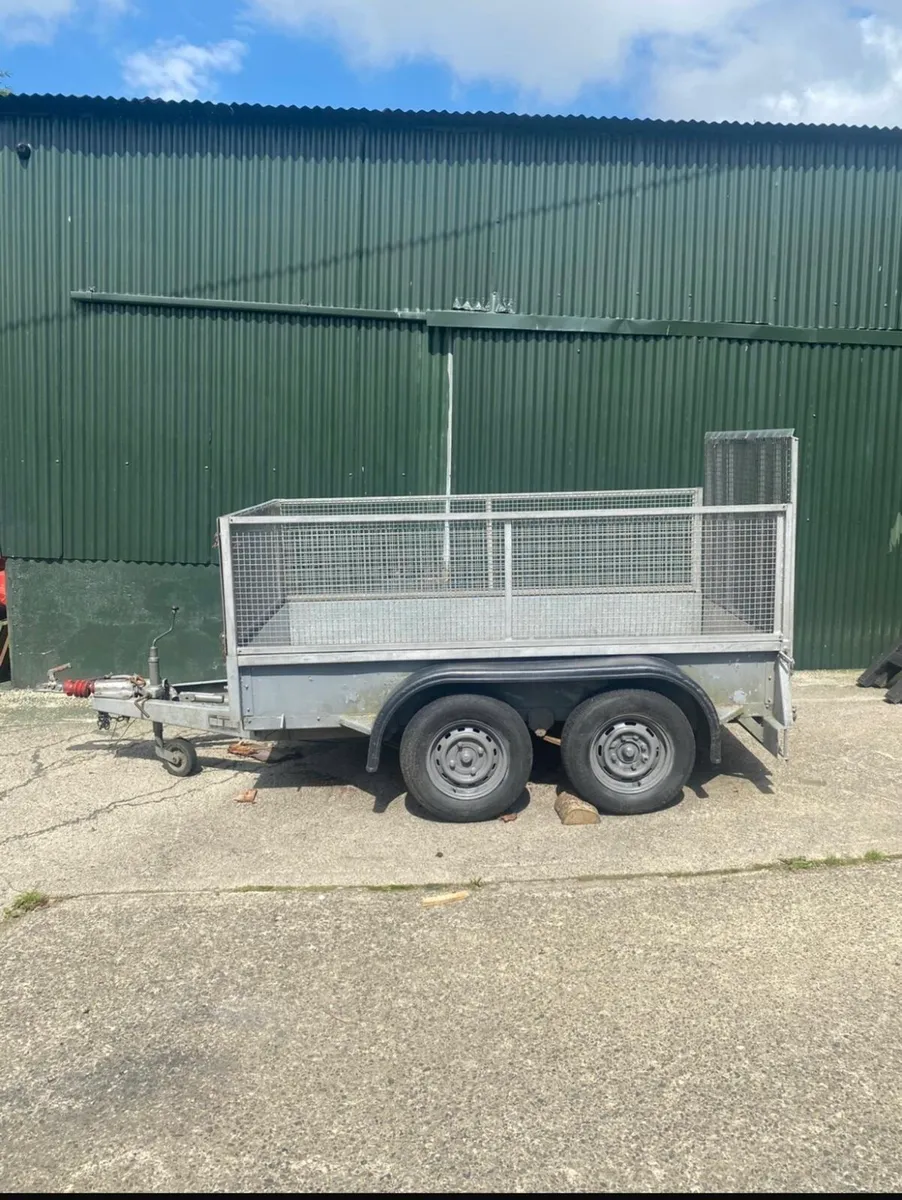 Trailer - Image 2