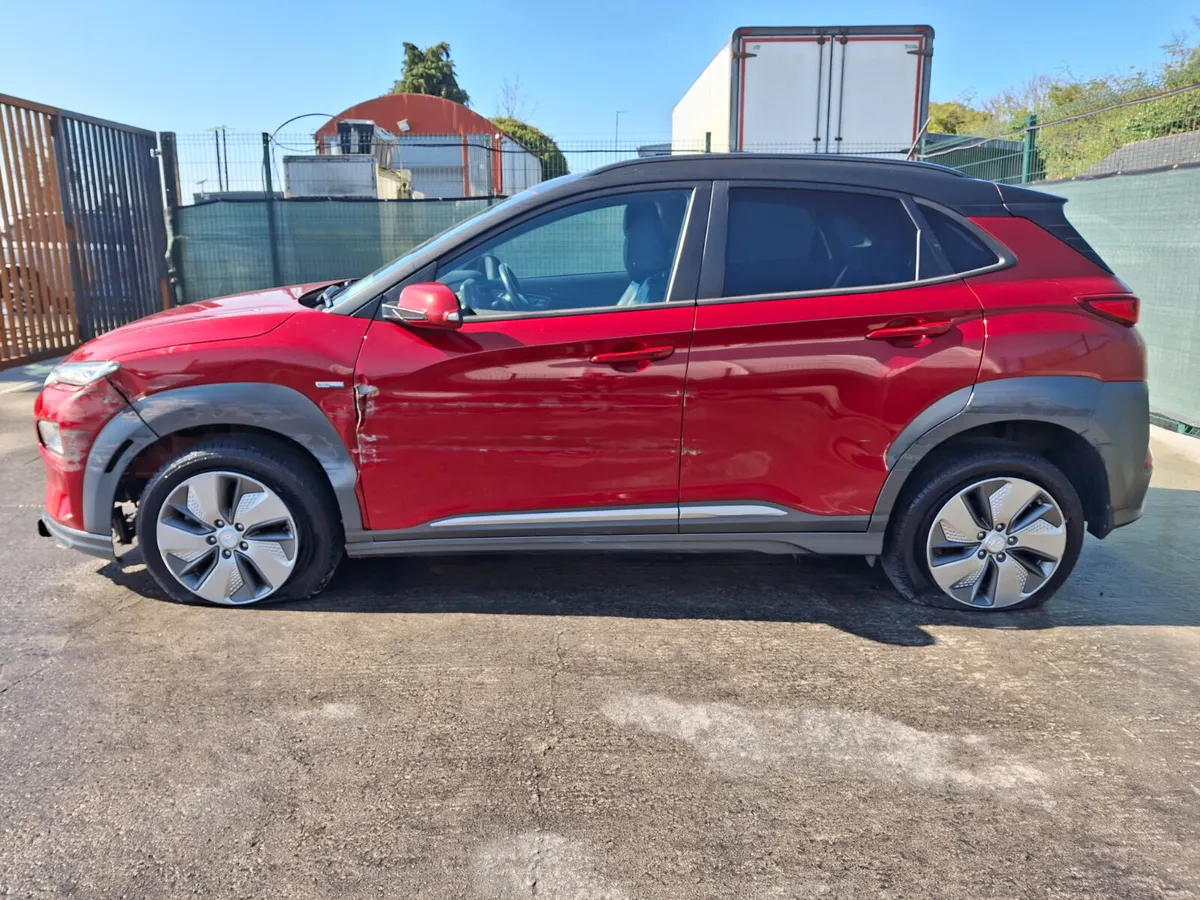 2019 Hyundai Kona  EV Automatic - Image 3