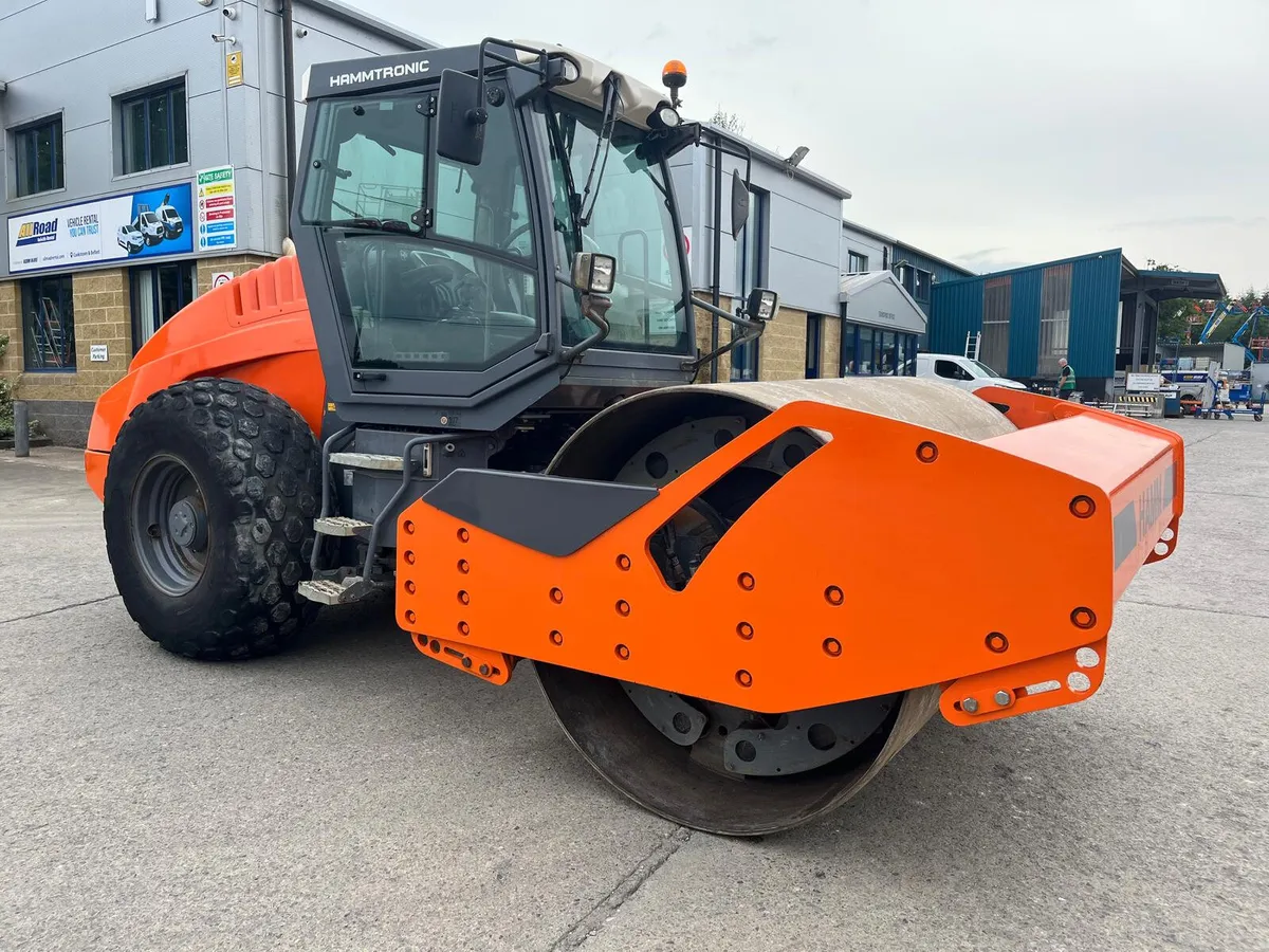 2016 HAMM H11i 12T SINGLE DRUM ROLLER - Image 1