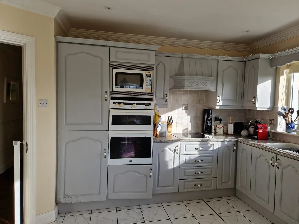 Kitchen - Image 3