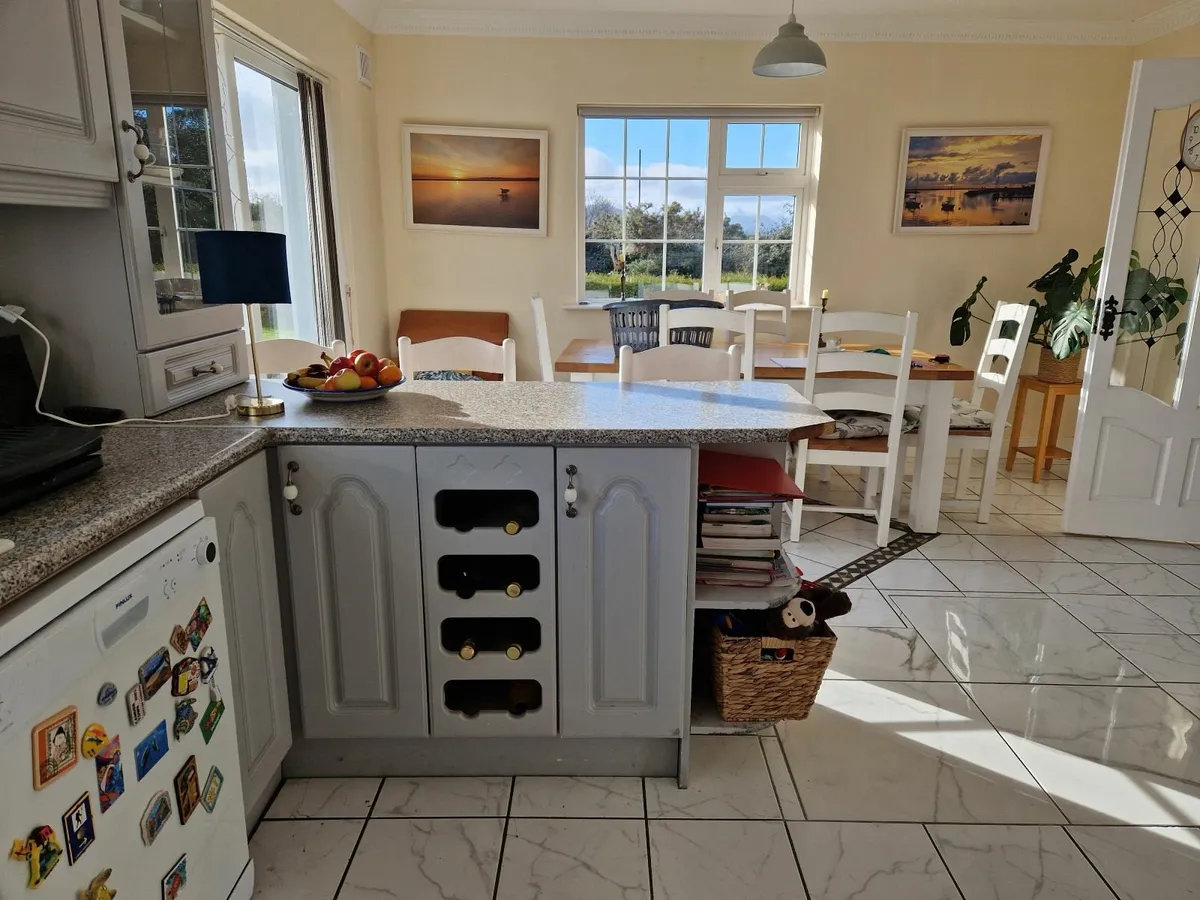 Kitchen - Image 4