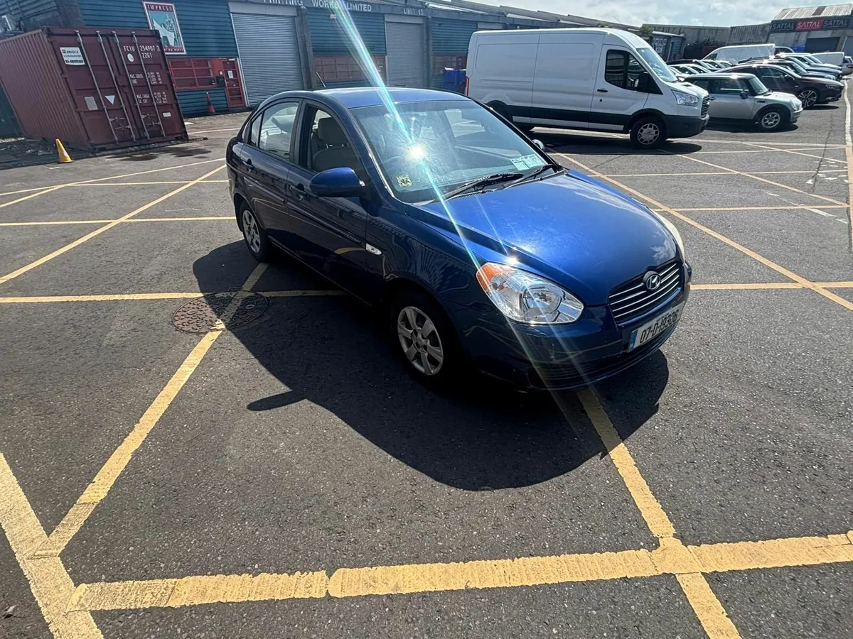 Hyundai Accent 1.4( New NCT) - Image 3