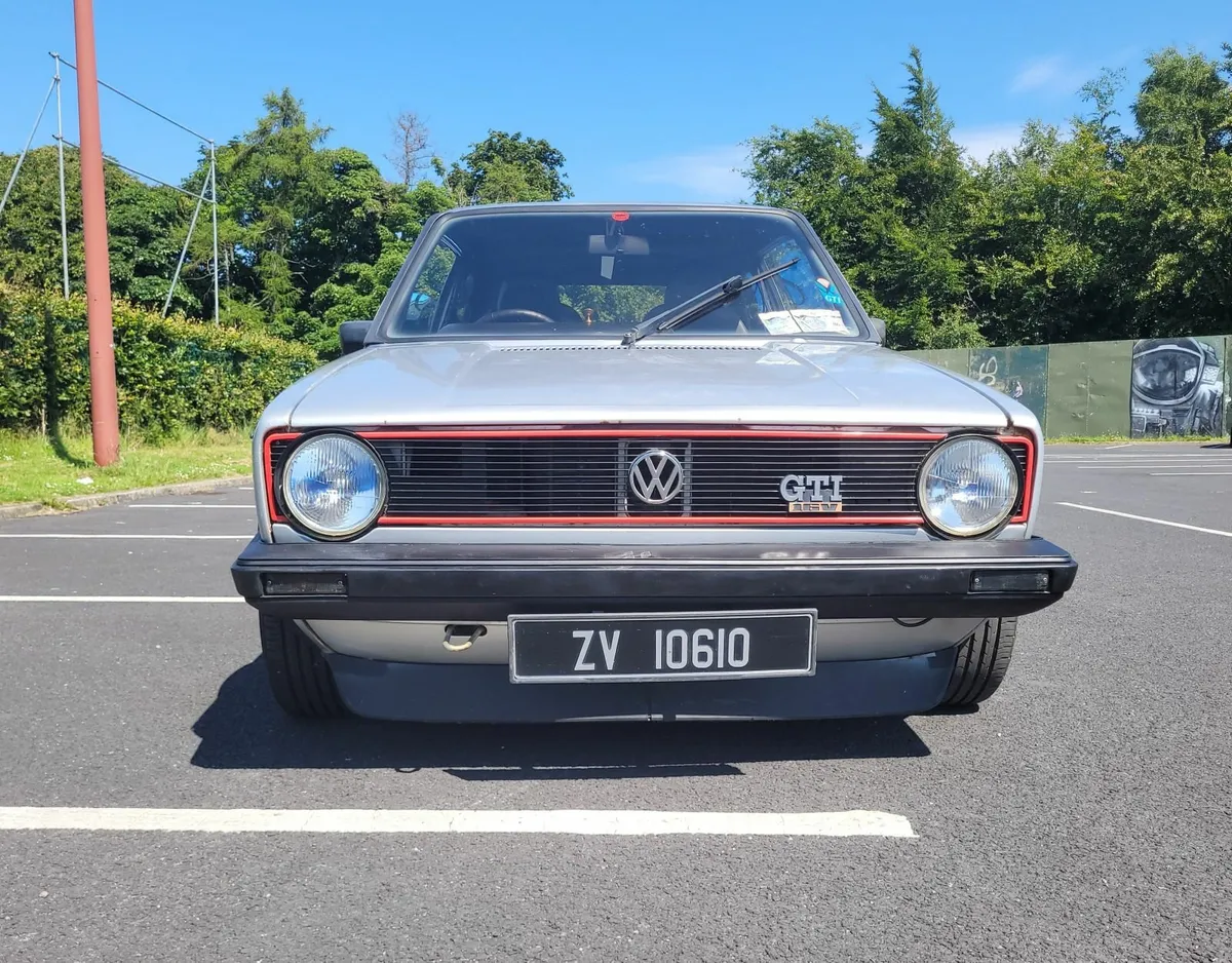 Volkswagen Golf GTI 1983 - Image 1