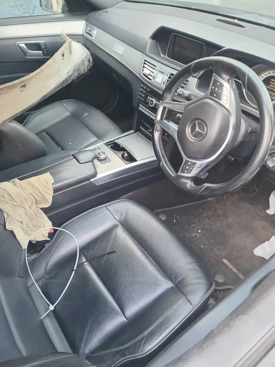2014 Mercedes e350 amg - Image 2