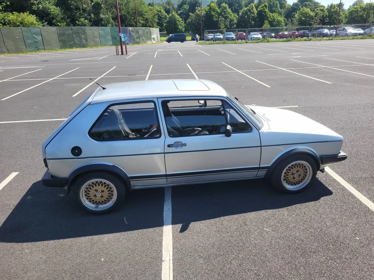 Volkswagen Golf GTI 1983 - Image 3