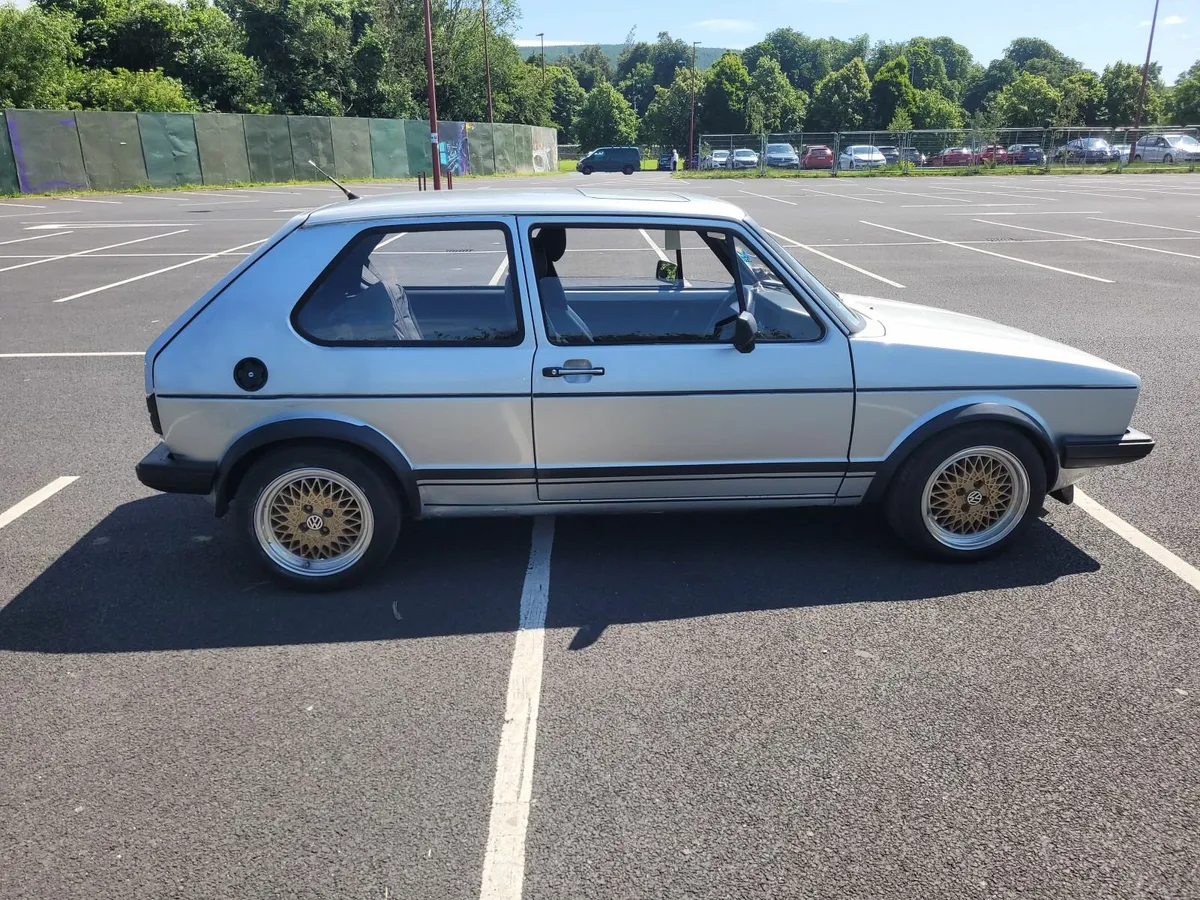 Volkswagen Golf GTI 1983 - Image 4