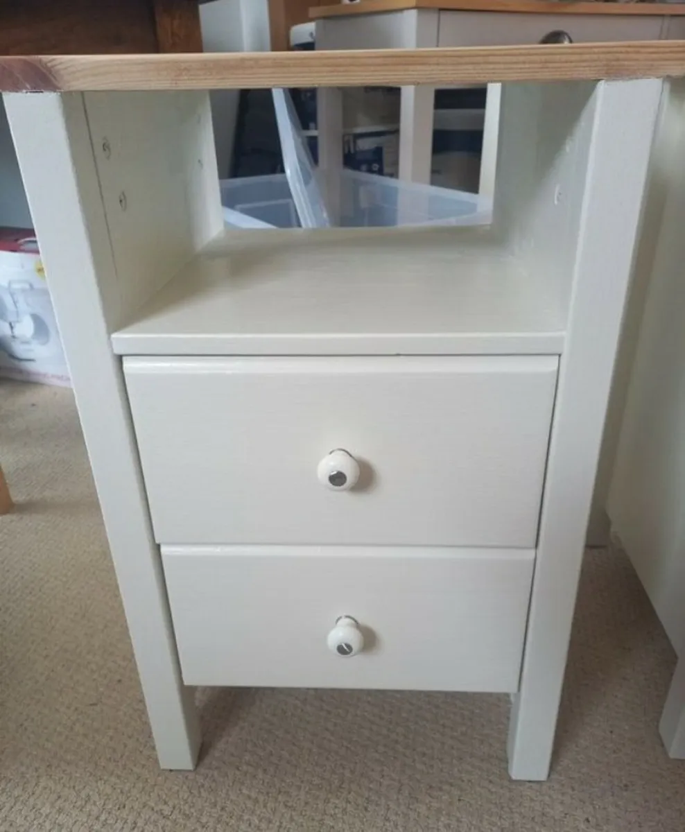 2 matching lockers - Image 3