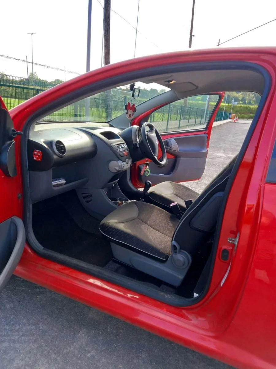 Peugeot 107 excellent - Image 2