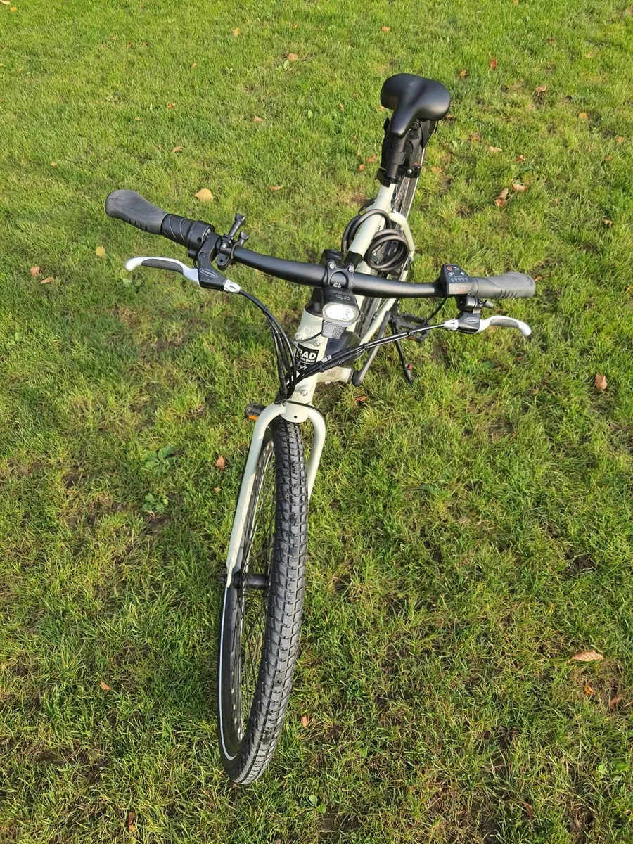 Road City Electric bike - Image 3