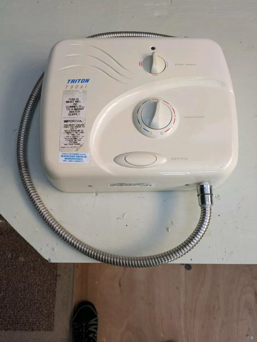 Triton T90 Si power shower unit - Image 1