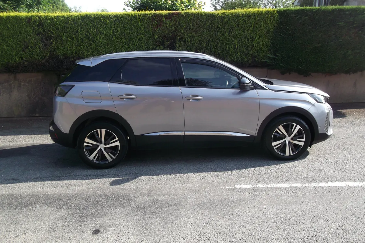 Peugeot 3008 2022 - Image 3