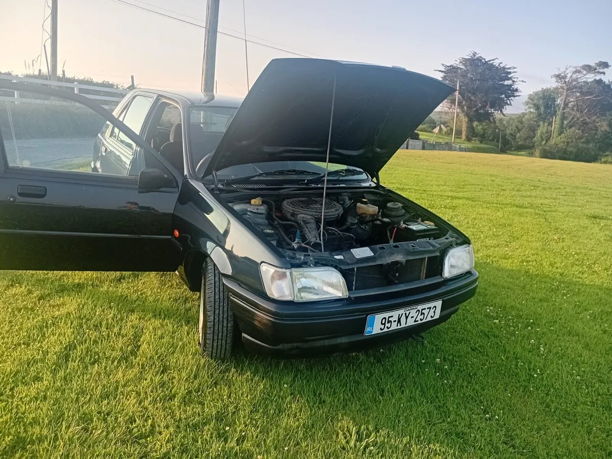 1995 Ford Fiesta - Image 2