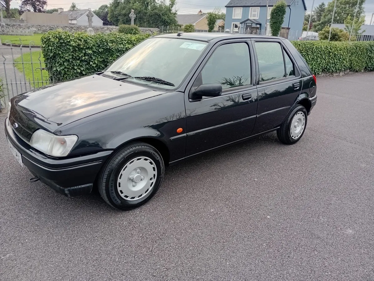 1995 Ford Fiesta - Image 3