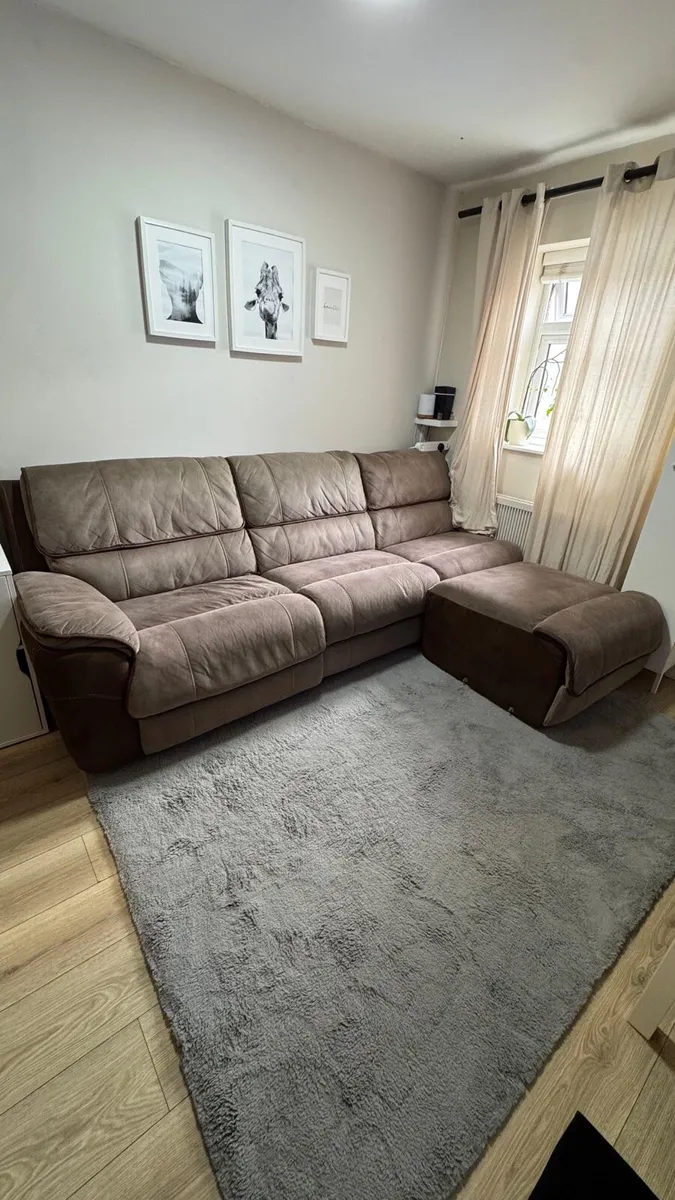 Sofa - Image 3