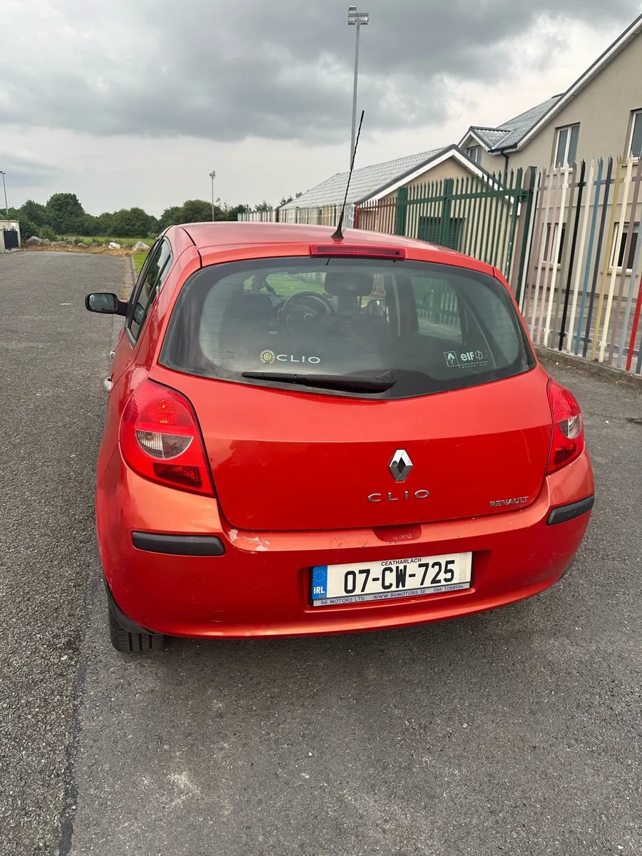 Renault Clio 1.1 petrol nct 09/25 tax 06/25 low Km - Image 4
