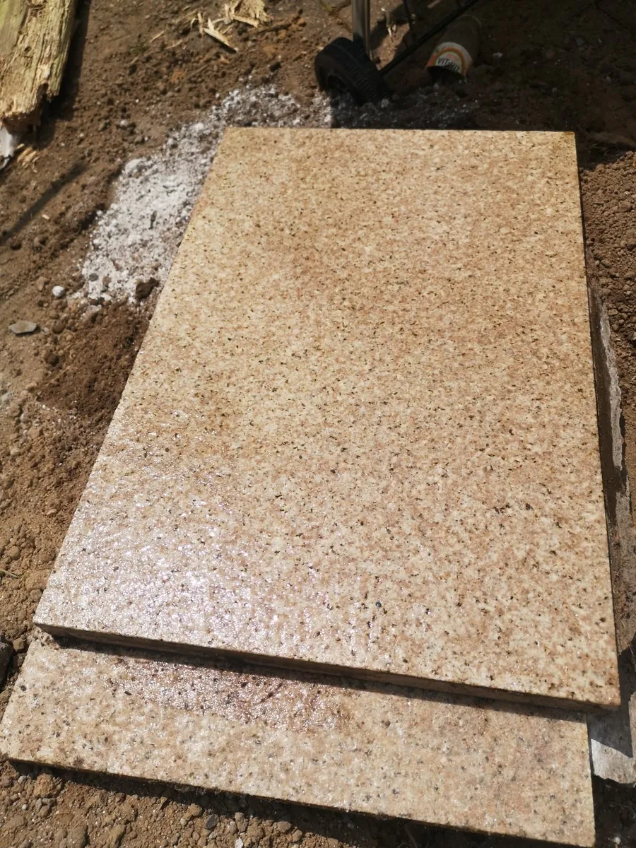 Red Granite Paving slabs - Image 1