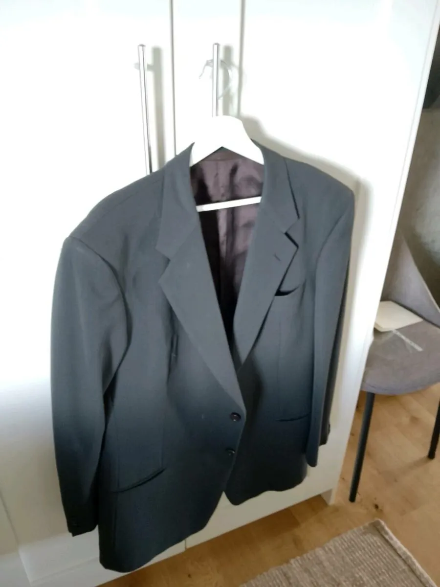 Mens Suit - Image 3