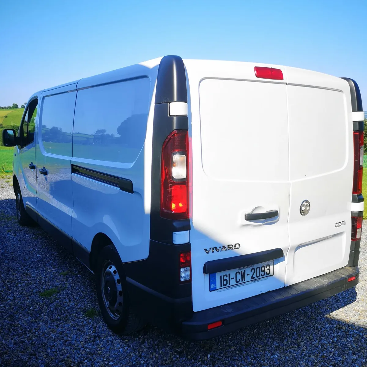 2016 Vauxhall Vivaro - Image 3