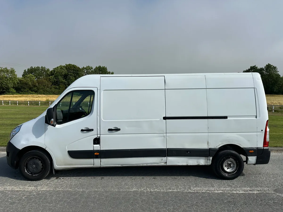 Renault Master 2018 DOE 10/25 - Image 4