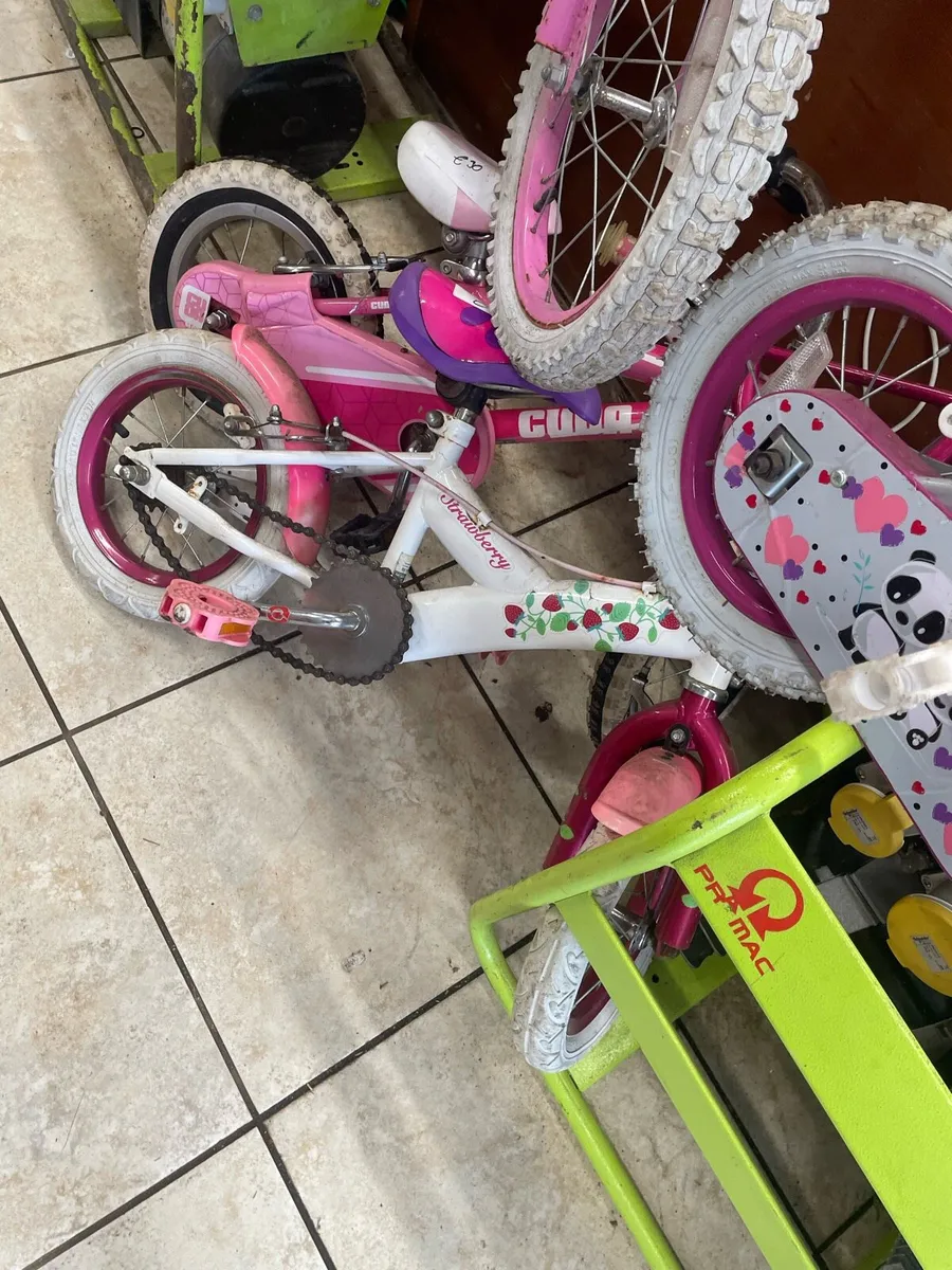 Bicycles - Image 3