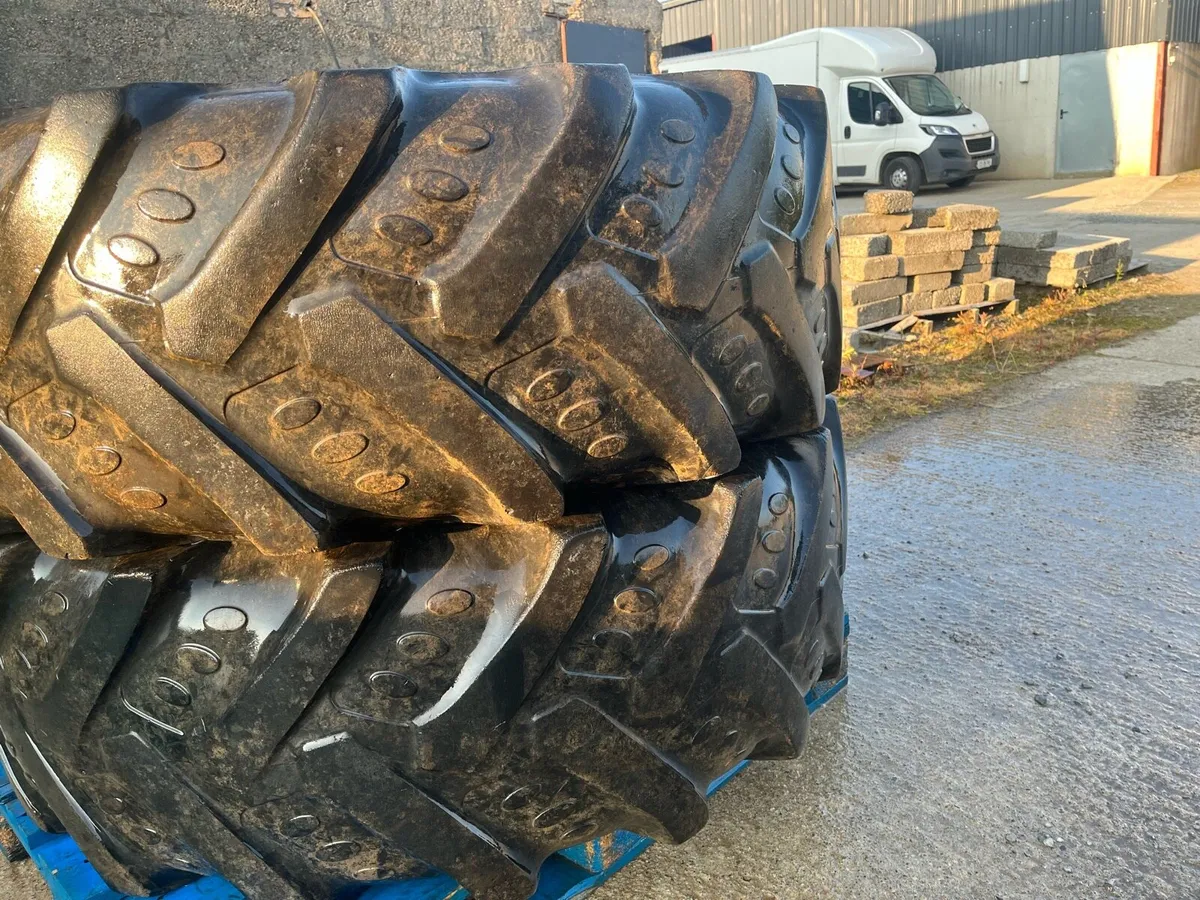 Tractor tyres - Image 2