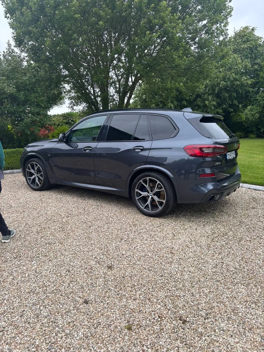 BMW X5 - Image 1