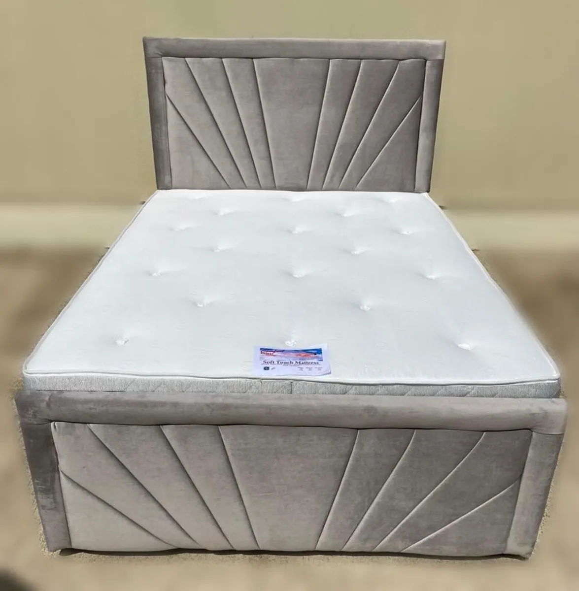 Bumper sandy divan beds and mattress - Image 1