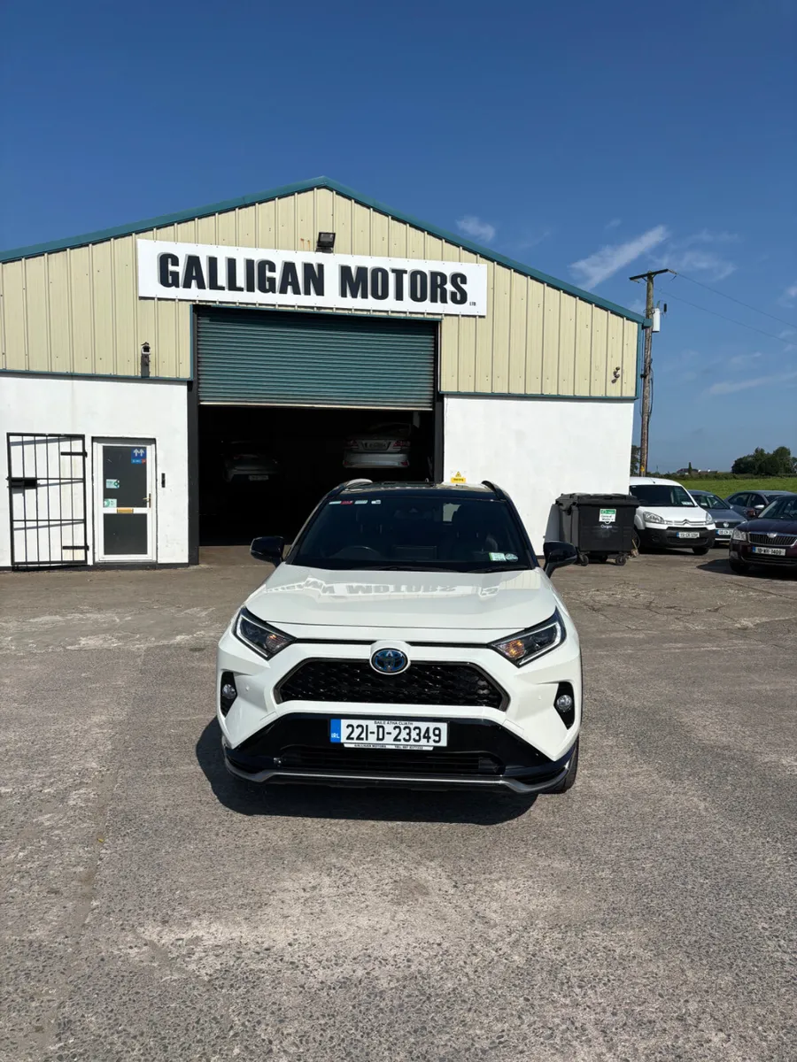 Toyota RAV4 2022 4WD - Image 3