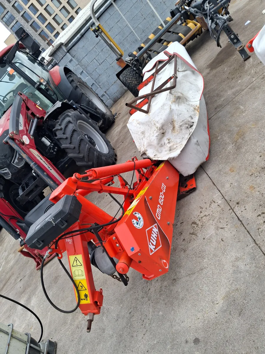 Kuhn GMD600 GII FF disc mower - Image 2