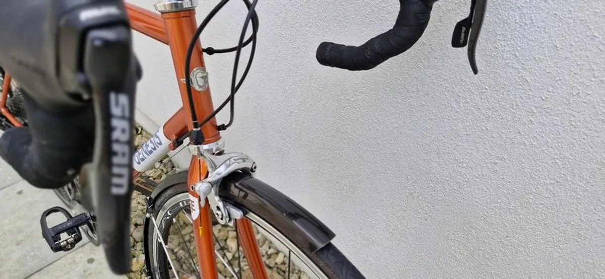 Genesis Equilibrium Reynolds 725 steel road bike - Image 4