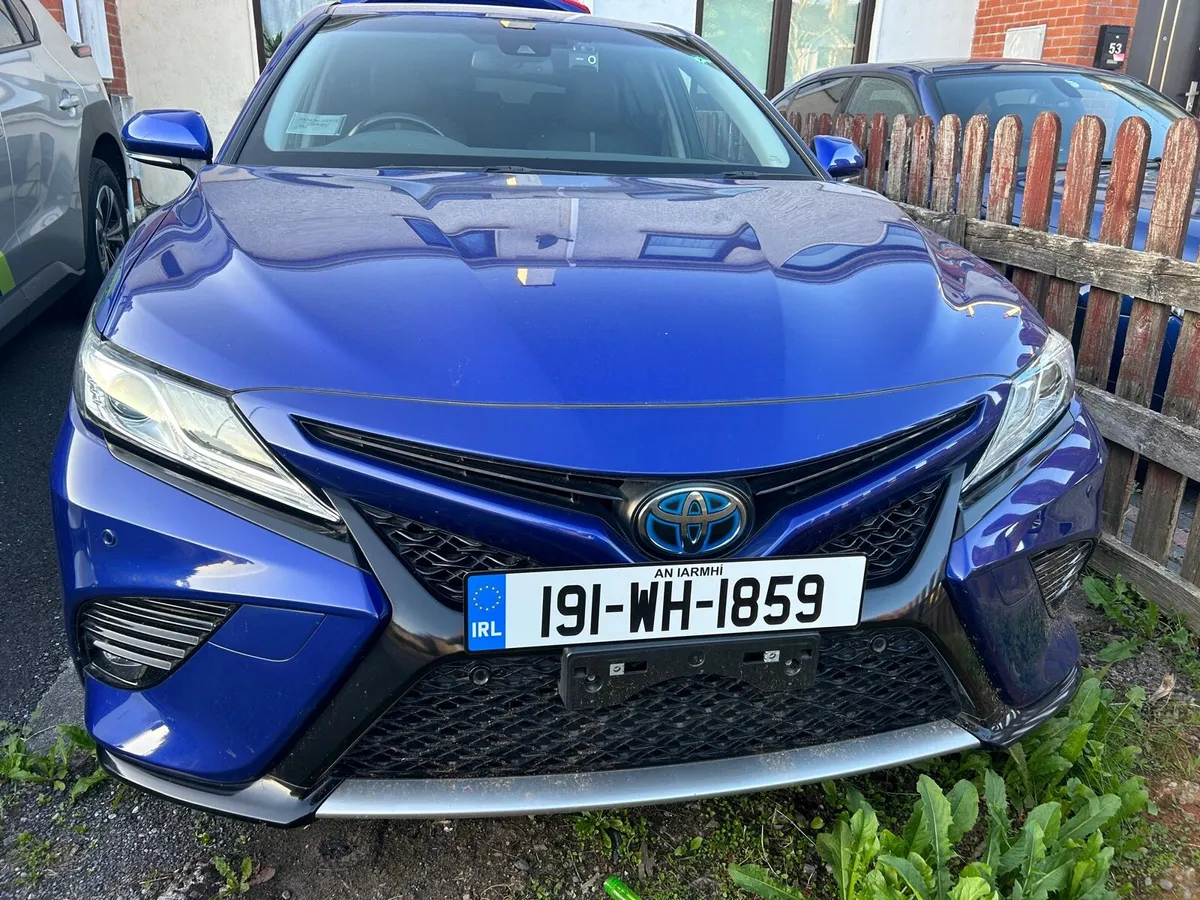 Toyota Camry 2019 - Image 1