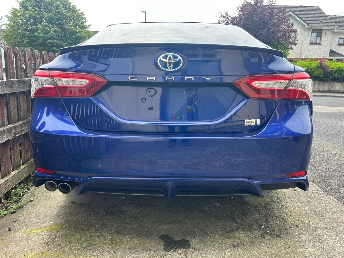 Toyota Camry 2019 - Image 3