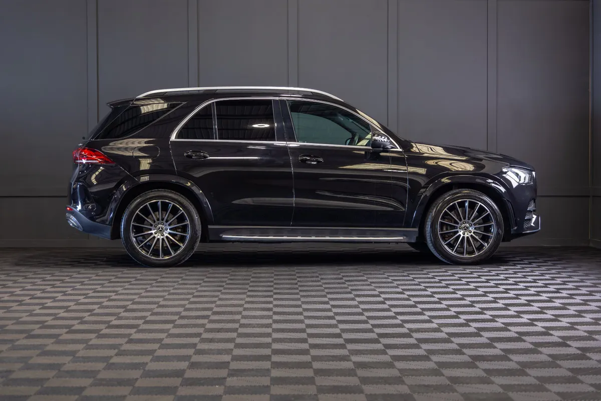2022 Mercedes GLE 350de AMG Line Premium 4Matic - Image 2