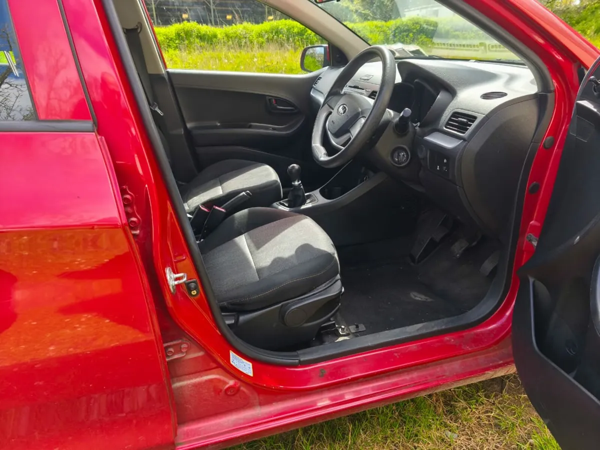 132 Kia Picanto - Image 4